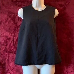 Sleeveless blouse. Size S.